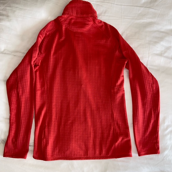 Patagonia R1 Half Zip Pink Size Medium - Picture 2 of 3